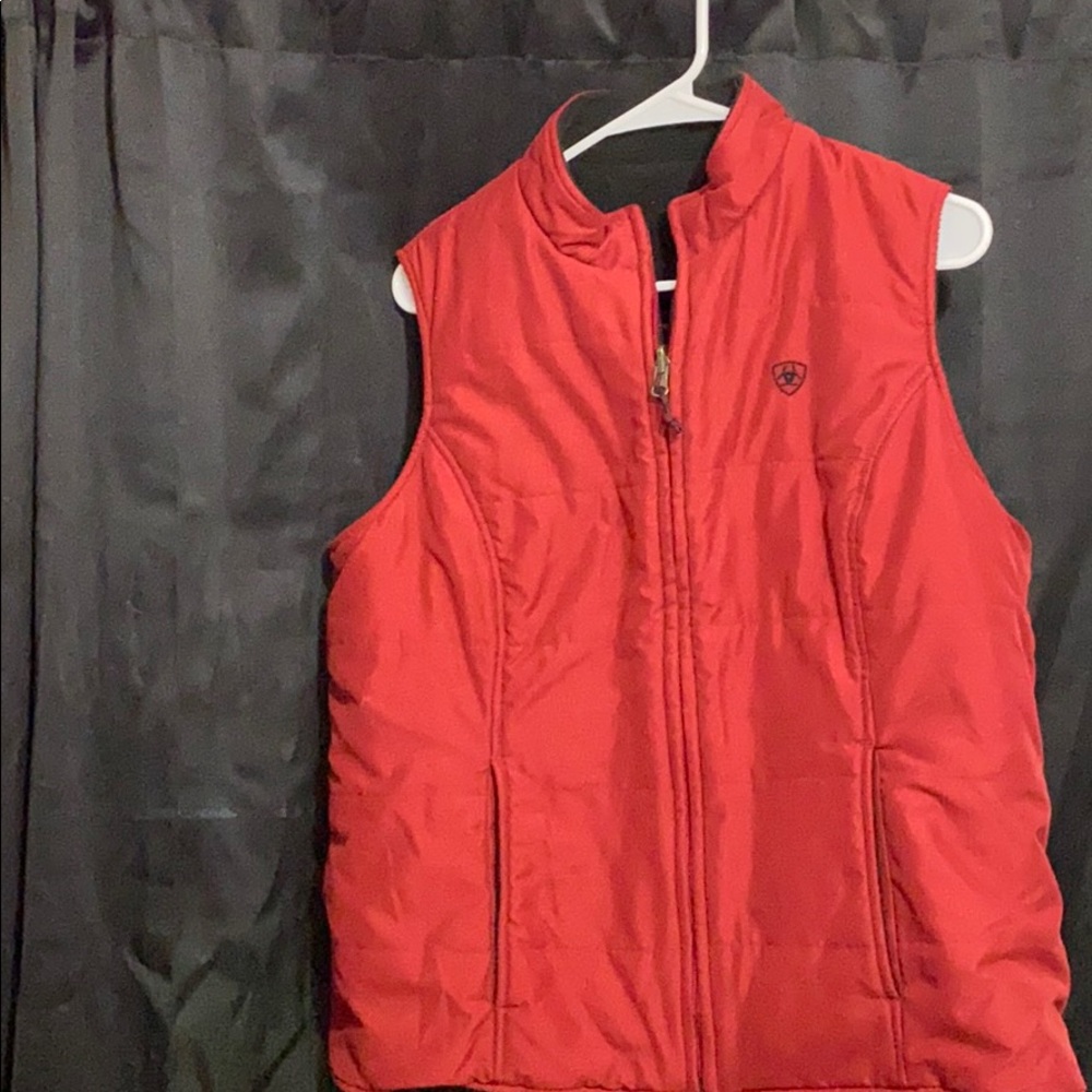 Ariat women’s reversible fleece vest